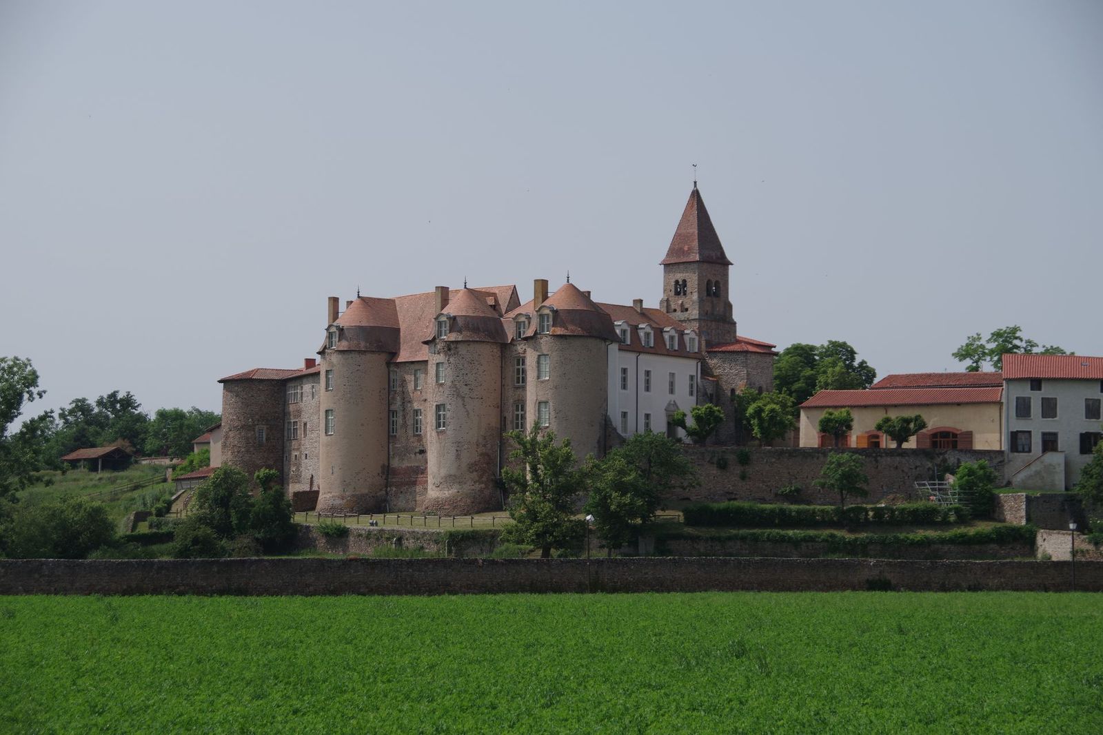 Prieuré de Pommiers-en-Forez